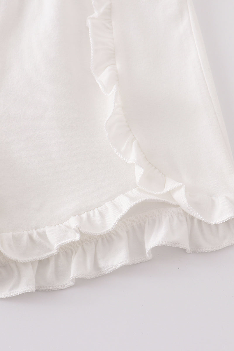 White ruffle girl shorts