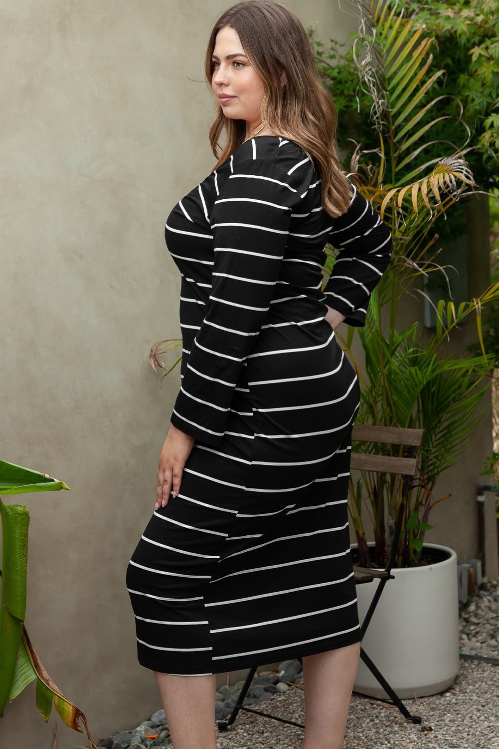 Black Stripe Print Open Back Sleeveless Maxi Dress with Slits