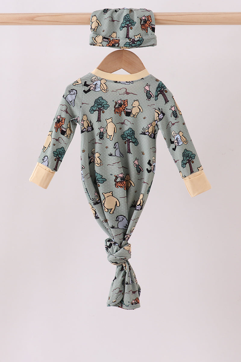 Green character bamboo 2pc gown