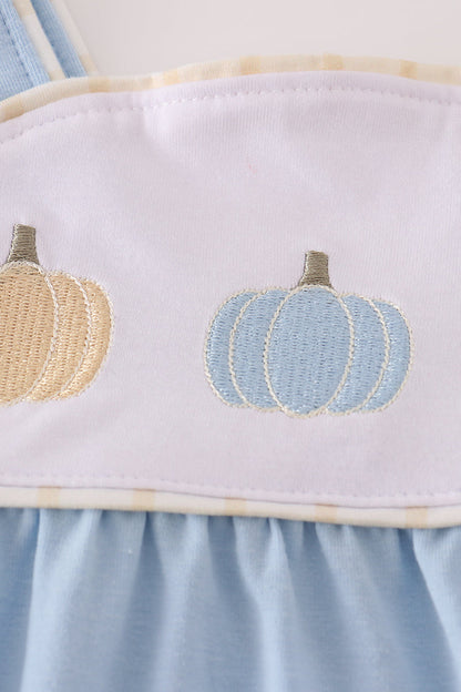 Blue embroidery bubble