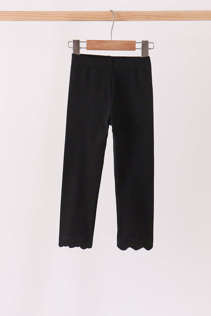 Black scalloped leggings