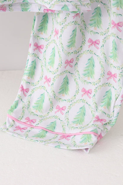 Green christmas tree mom pajama set