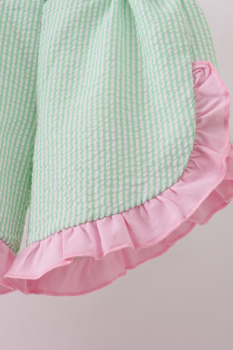Pink clover bow embroidery seersucker ruffle shorts set