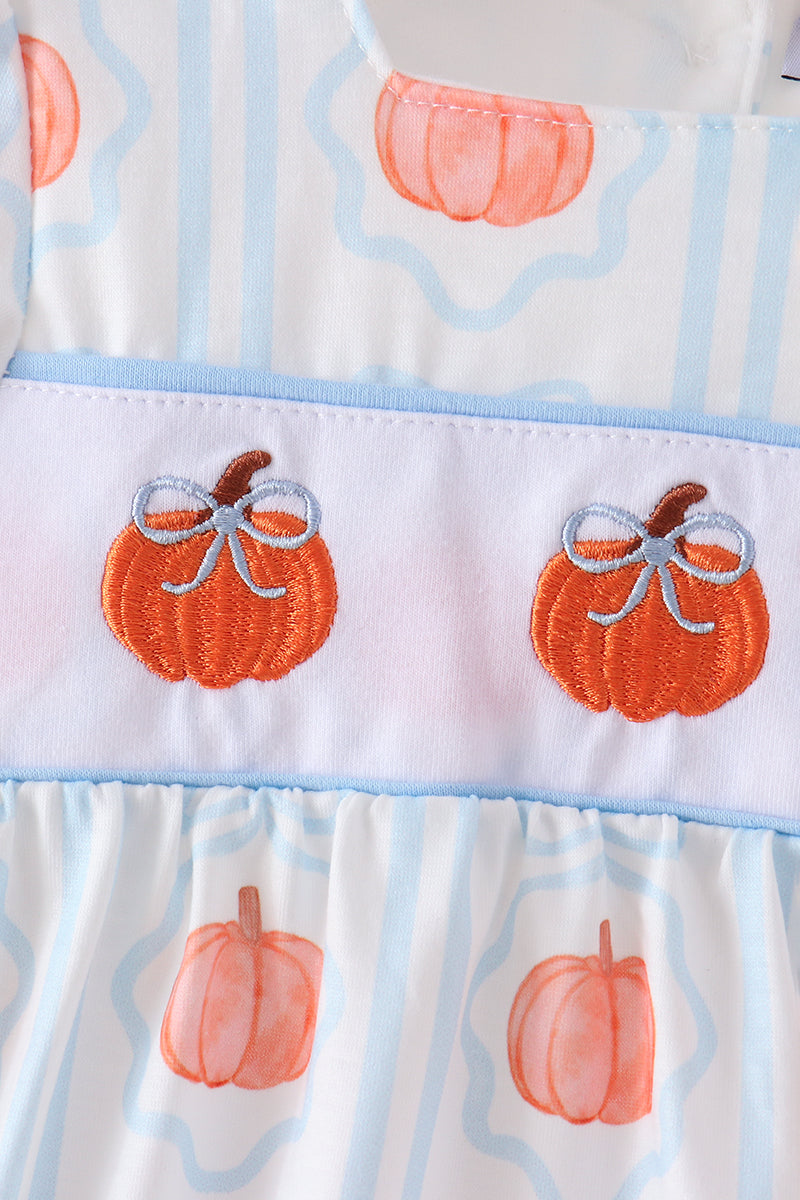 Blue Pumpkin Embroidery Bubble
